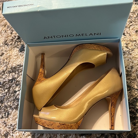 Antonio Melani open toed heels 9.5 - Picture 8 of 9